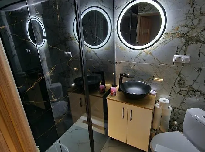 Luxury Aparments Klimatyzacja Z Prywatnym Parkingiem